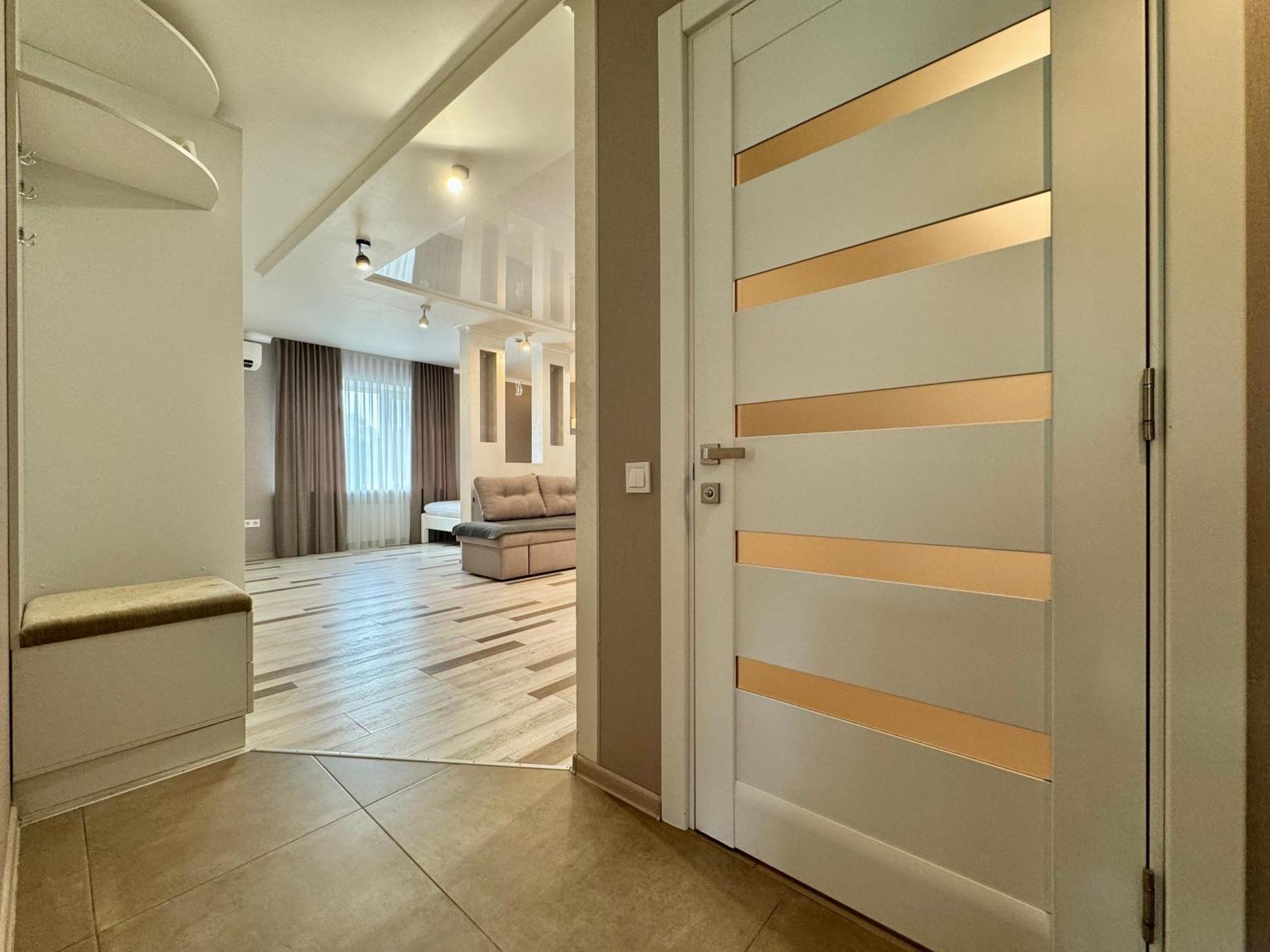 Apartpoltava Розкішна Студія З Кутовою Ванною, 1-Й Будинок Біля Корпусного Парку, Панорамний Балкон Luaran gambar